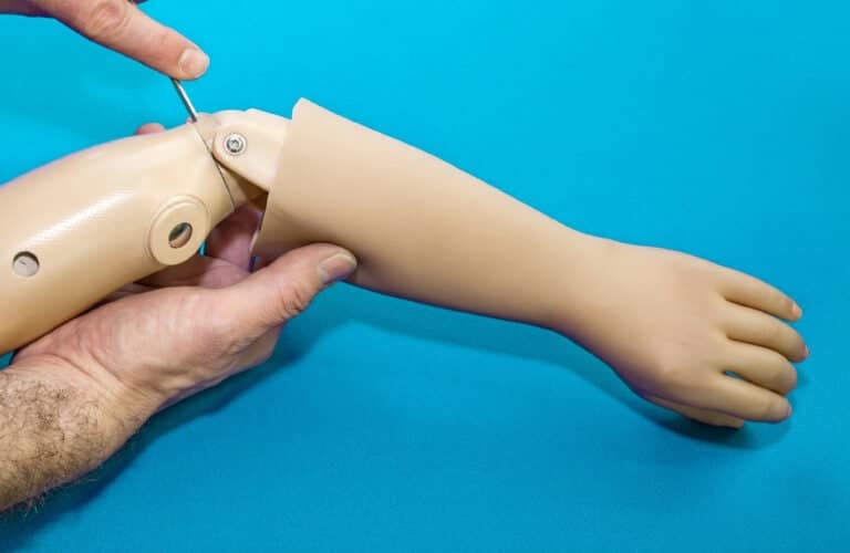 Prosthesis-making-with-pvc