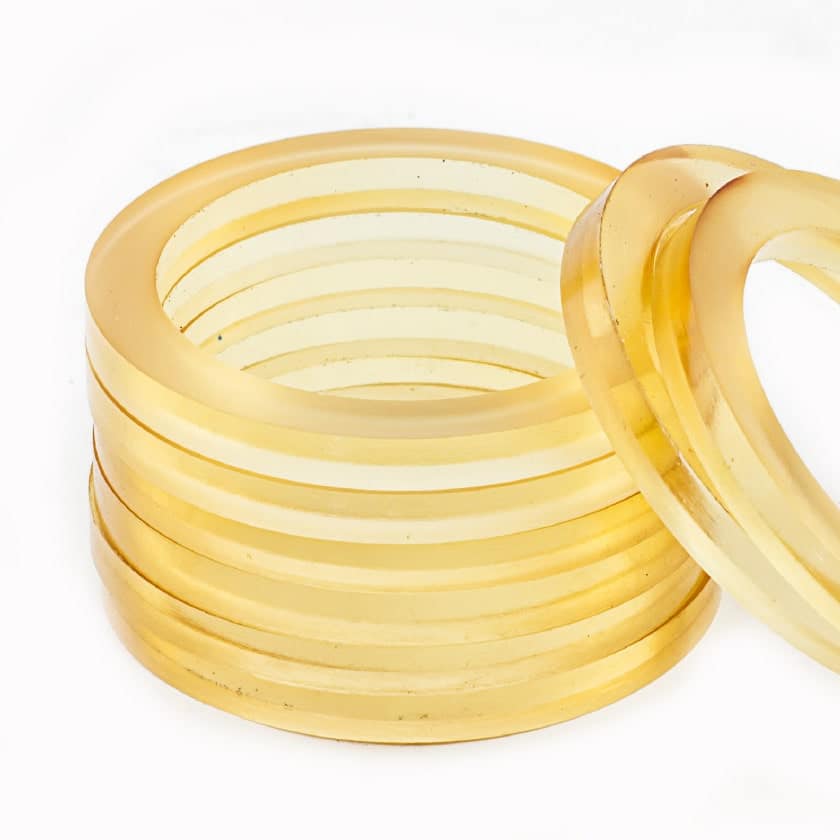 Polyurethane seals with high tear strength